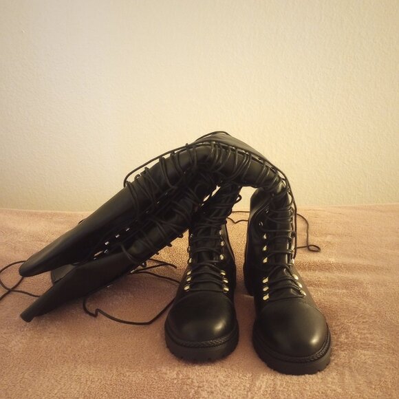 Thigh high lace up combat boot with side zipper - Picture 3 of 4
